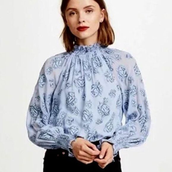 ✨Rebecca Taylor Smocked Neck Silk Rose Print Sz. 10 Blouse Light Blue Metallic✨ - Picture 3 of 14